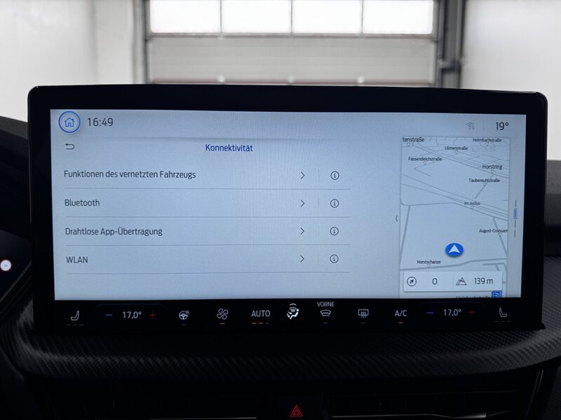 Fahrzeugabbildung Kuga 1.5 EcoBoost ST-Line Allwetterreifen Bild 26 von 40