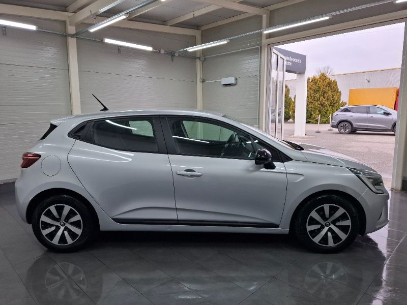 RENAULT Clio 2022 — imagine 50