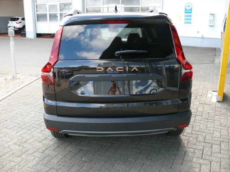 Fahrzeugabbildung Jogger Jogger Extreme TCe 110 7-Sitzer Bild 14 von 20