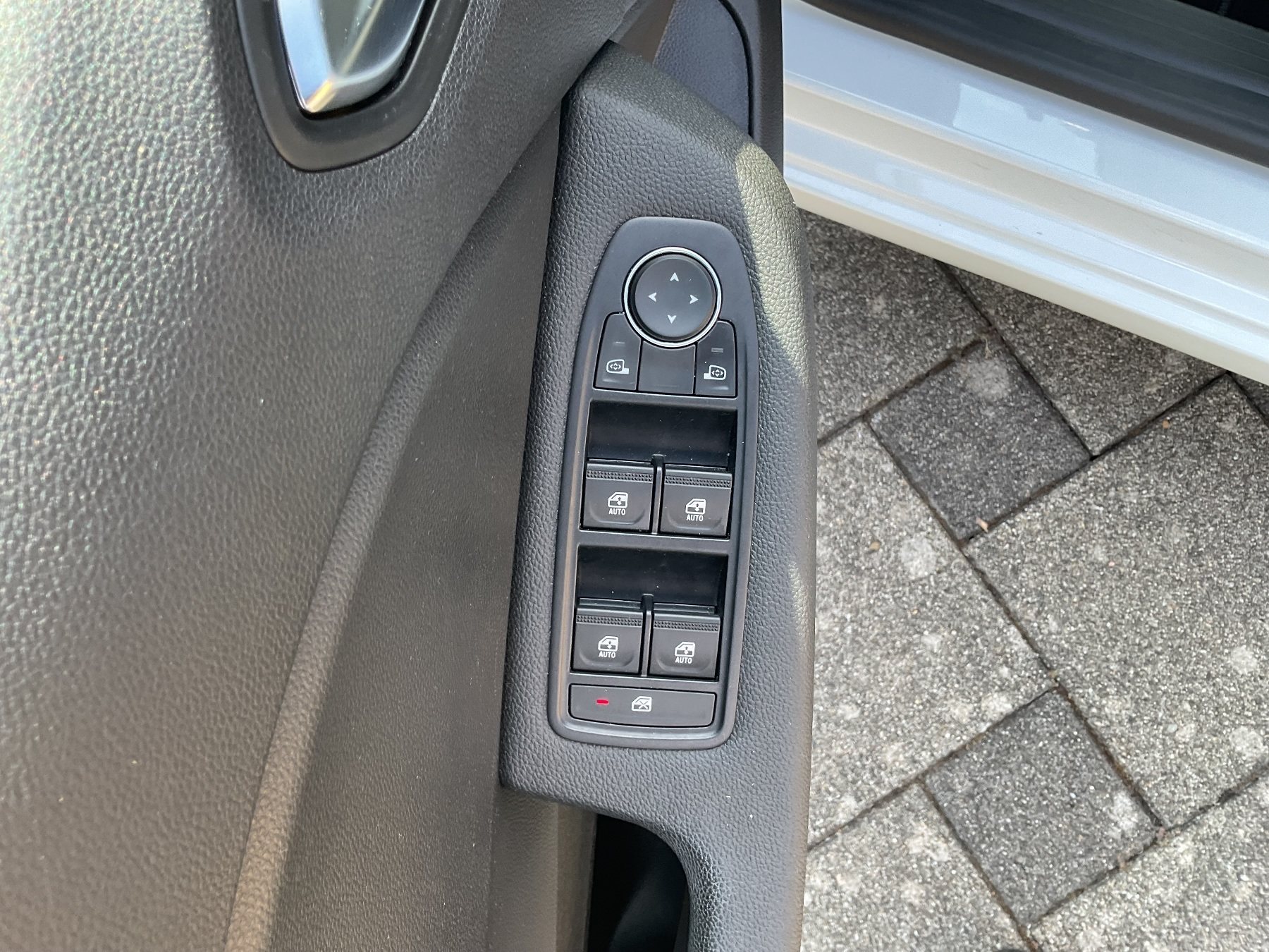 Renault Clio – Bild 8