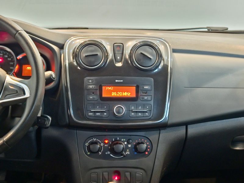 DACIA Logan 2018 — imagine 40