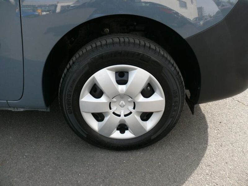Fahrzeugabbildung Kangoo E-TECH Maxi 2-Sitzer Batteriekauf Bild 15 von 20