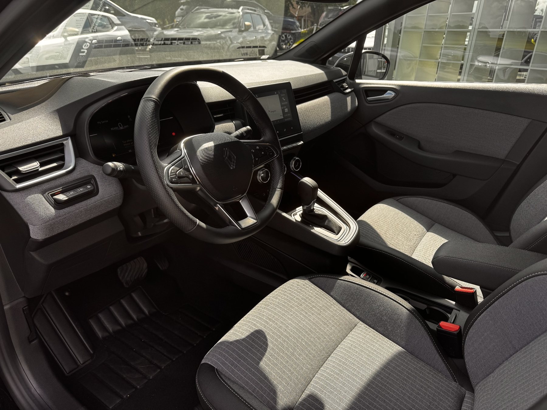 Renault Clio – Bild 14