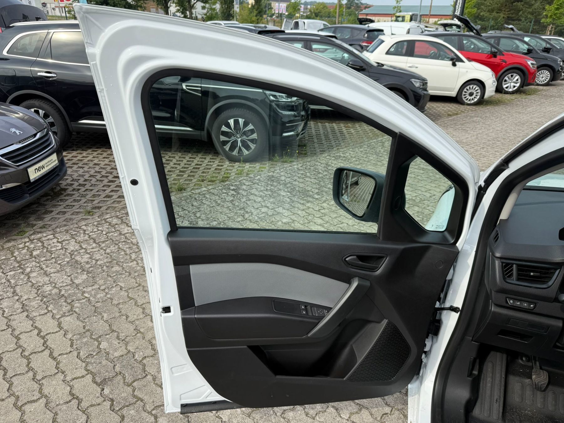 Renault Kangoo – Bild 16