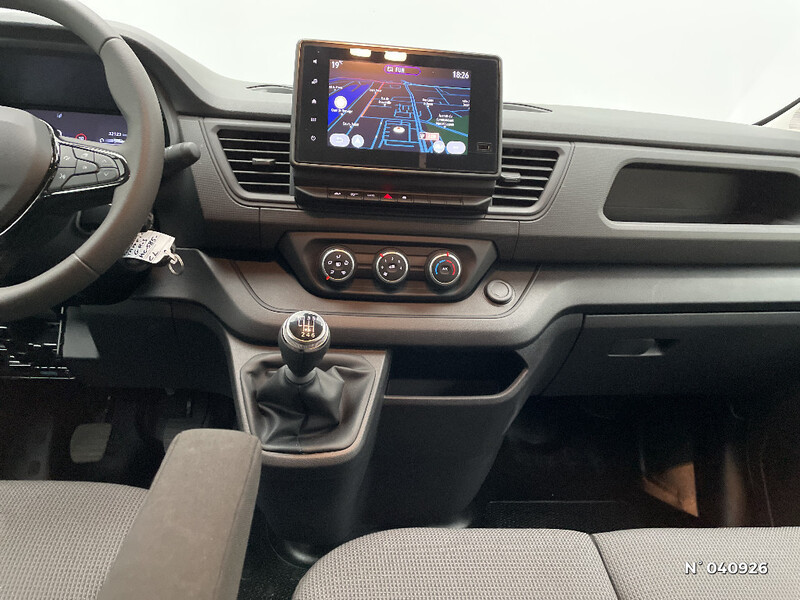 Renault Trafic Combi