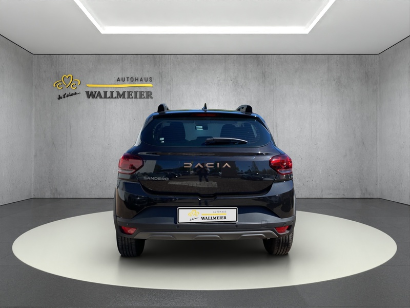 Fahrzeugabbildung Sandero Stepway Extreme+ ECO-G100 Bild 6 von 15