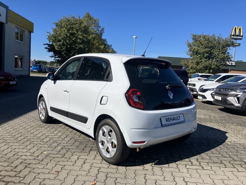 Fahrzeugabbildung Twingo TWINGO LIMITED SCe 65 Start & Stop Bild 2 von 16