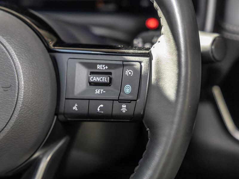 Fahrzeugabbildung X-Trail 7-SITZER 360° BT Bild 12 von 15