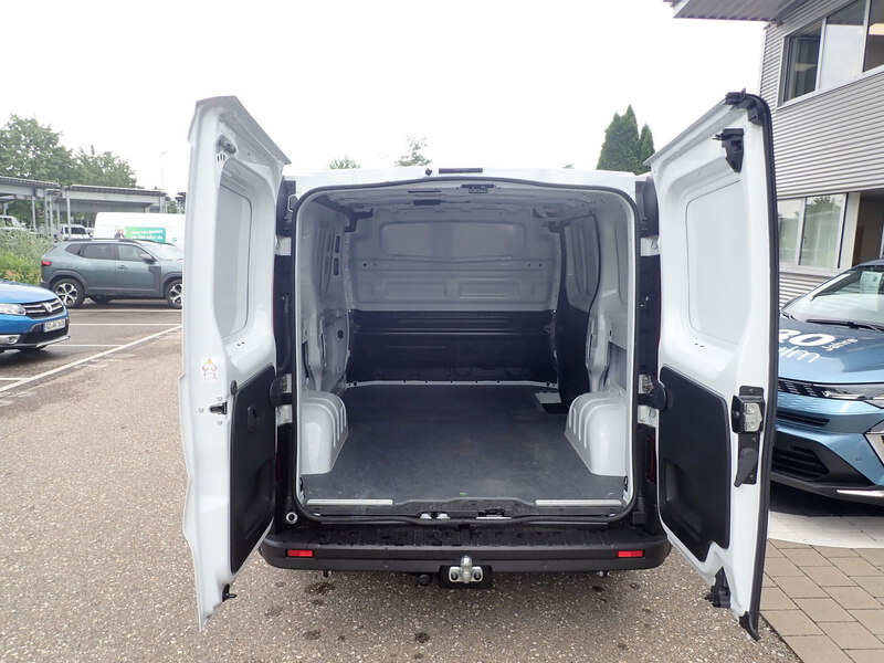 Fahrzeugabbildung Trafic Lkw Komfort L1H1 3,0t Blue dCi 130 MY25 Bild 7 von 20