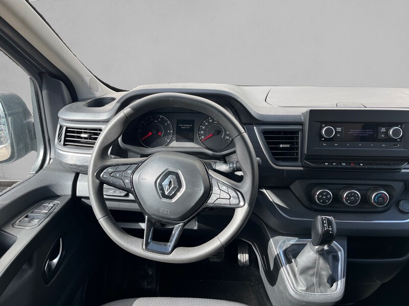 Renault Trafic Combi