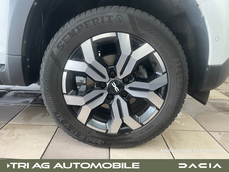 Fahrzeugabbildung Duster TCe 150 EDC JOURNEY Bild 13 von 21