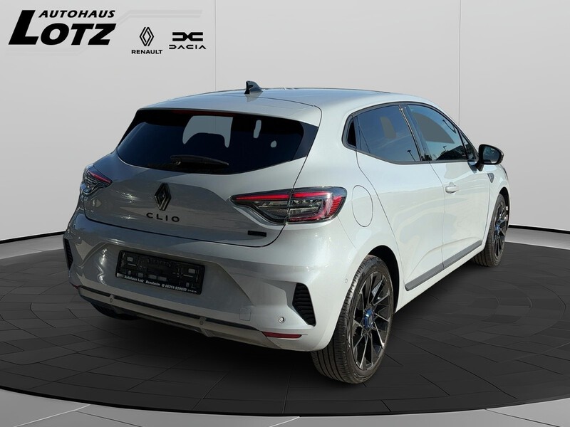 Fahrzeugabbildung Clio + BOSE Bild 3 von 10