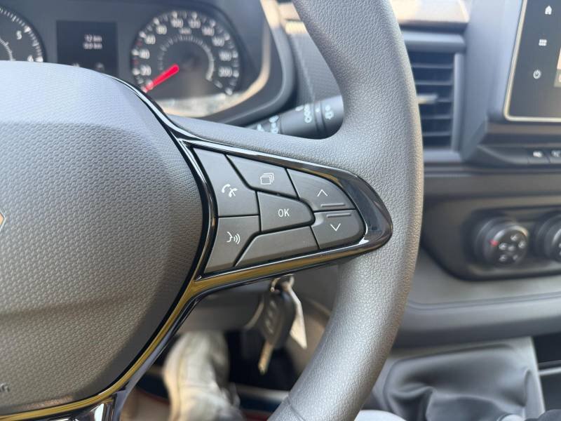Renault Trafic Combi