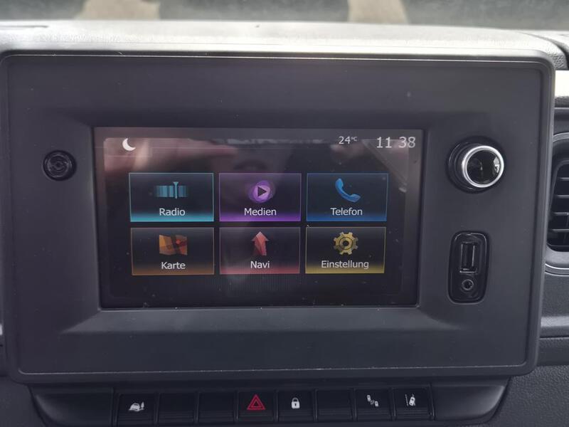 Nissan Interstar