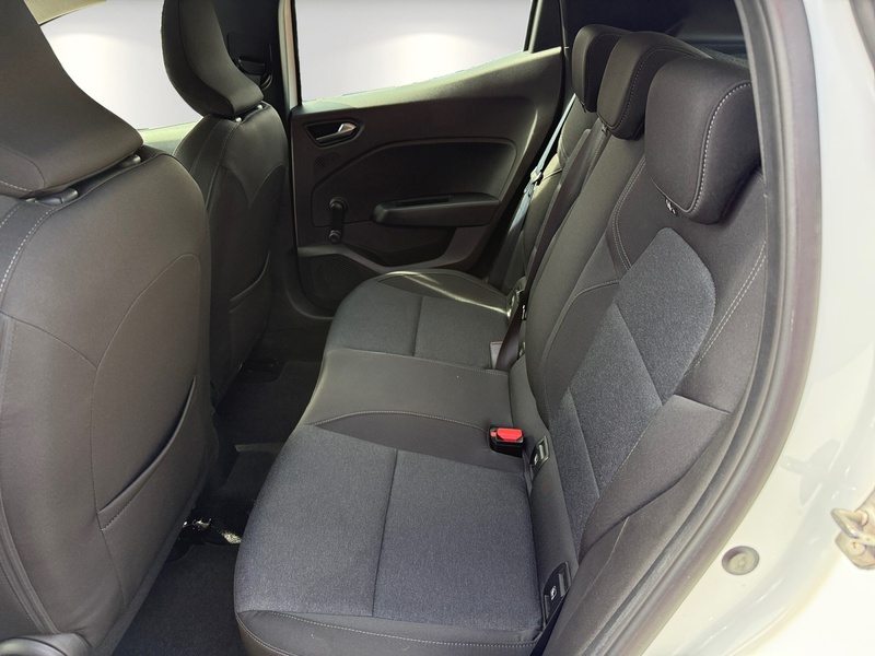 Fahrzeugabbildung Clio V 1.0 SCe 65 Equilibre Bild 7 von 17