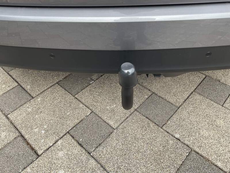 Fahrzeugabbildung Scenic INTENS TCe 140 GPF Bild 4 von 19