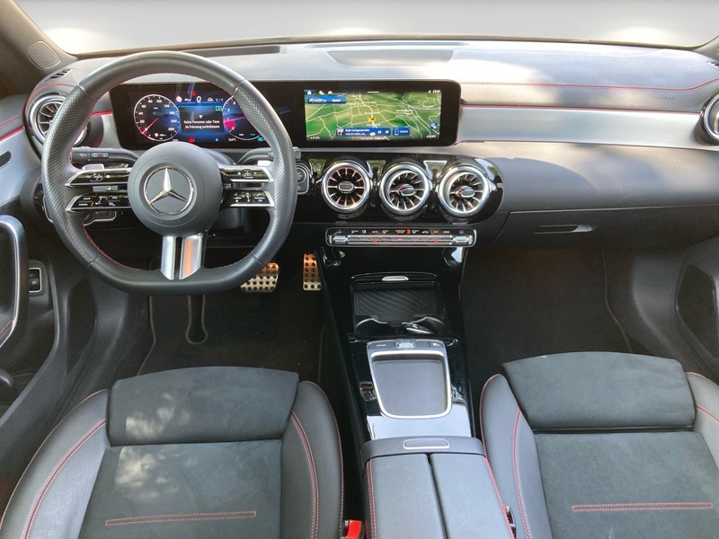 Mercedes-Benz CLA 200 Shooting Brake