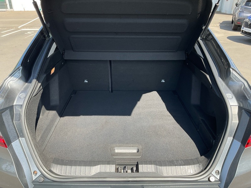 Fahrzeugabbildung Arkana INTENS E-TECH Hybrid 145/LED/Navi/Kamera Bild 6 von 17