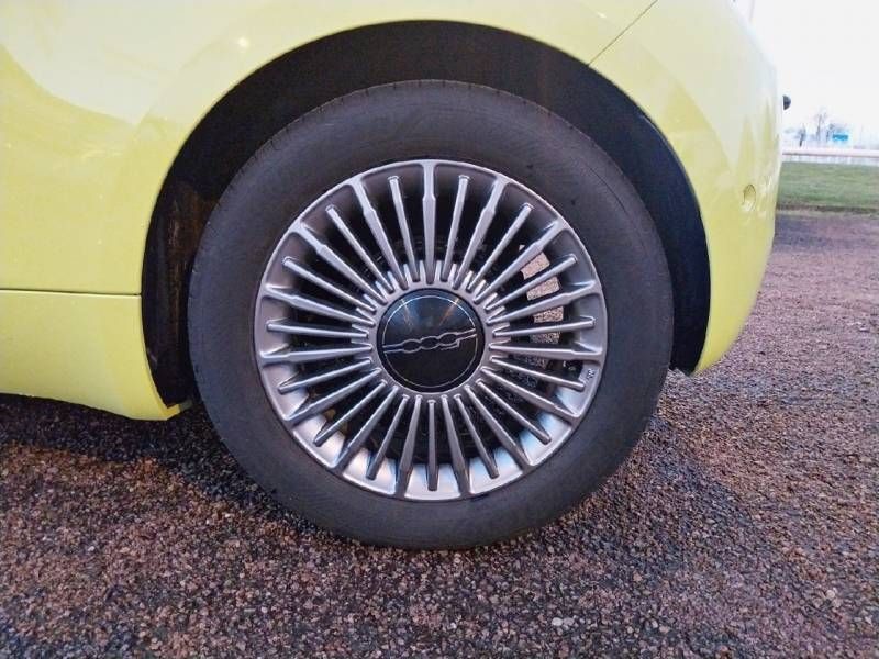 Fiat 500e 3+1