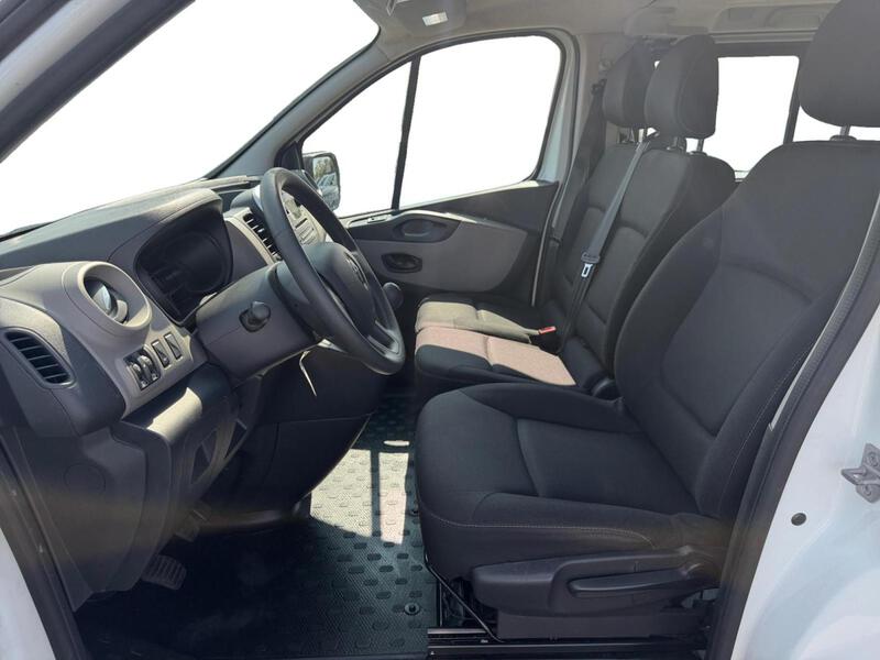 Renault Trafic Combi