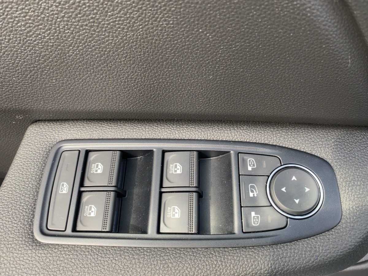 Renault Clio – Bild 13