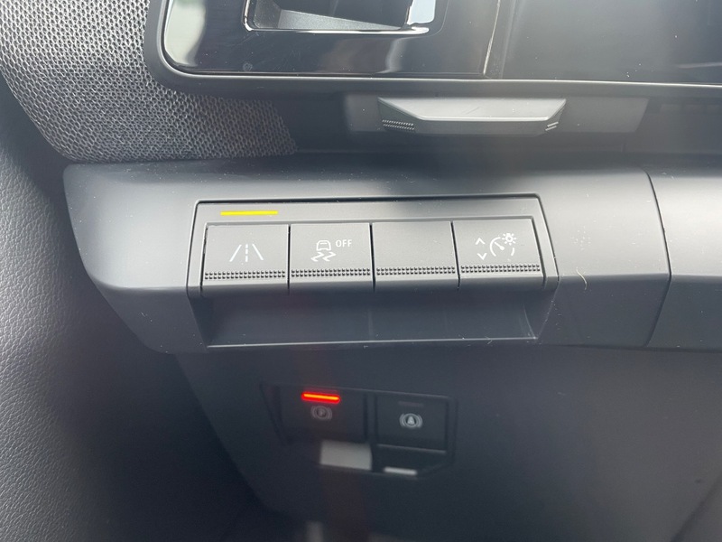 Fahrzeugabbildung Megane E-TECH TECHNO EV60 220hp optimum charge Bild 28 von 50