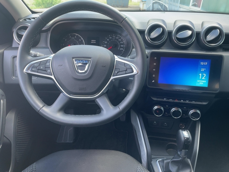 Fahrzeugabbildung Duster II 1.3 TCe 150 Prestige 2WD GPF Bild 8 von 15