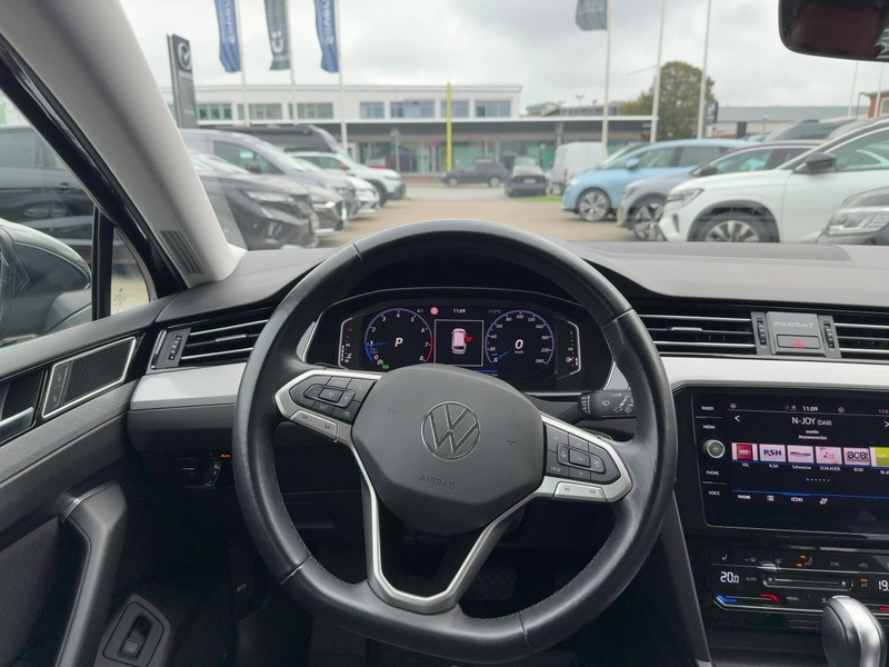 Fahrzeugabbildung Passat Variant Variant 1.5 TSI Business OPF Bild 10 von 15