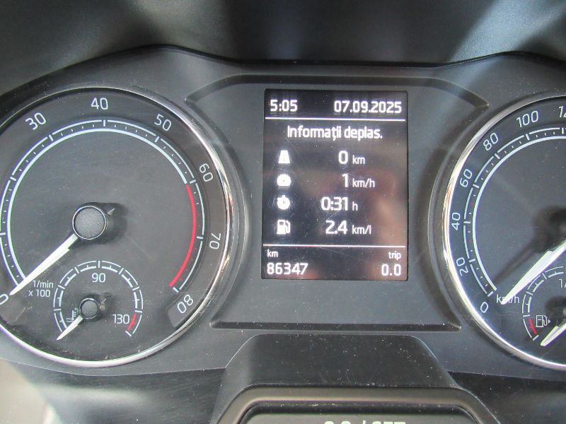 SKODA Kamiq 2022 — imagine 36