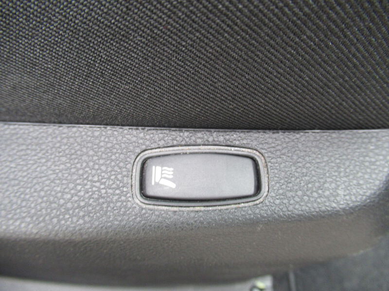 Fahrzeugabbildung Duster ABS Fahrerairbag SERVO Bild 24 von 30
