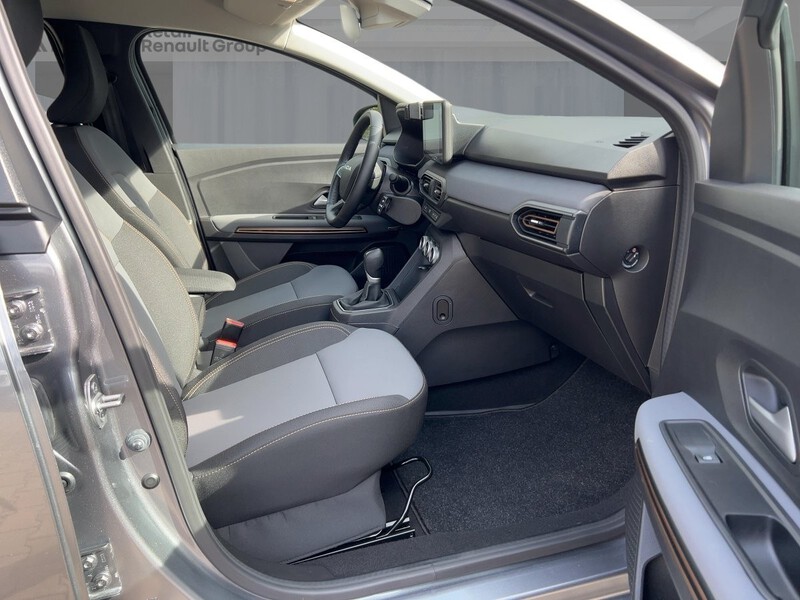 Fahrzeugabbildung Jogger Extreme+ HYBRID 140 7-Sitzer Bild 8 von 23