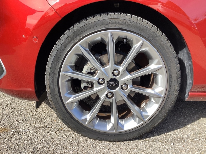 Fahrzeugabbildung Fiesta Vignale 1.0 EcoBoost Bild 10 von 17