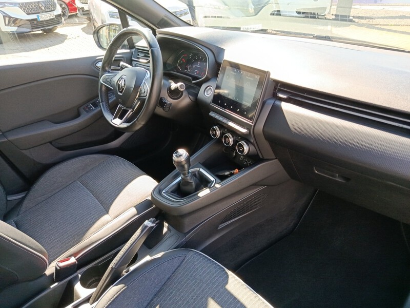 Fahrzeugabbildung Clio INTENS TCe 90 Bild 17 von 17