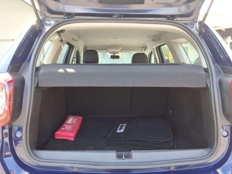 Fahrzeugabbildung Duster Duster COMFORT Bild 13 von 16