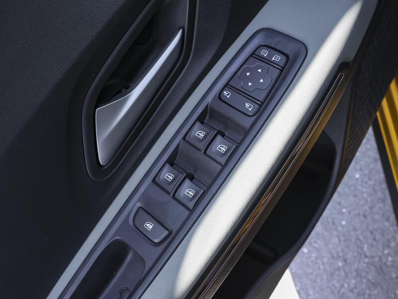 Fahrzeugabbildung Sandero NAVI SHZ BT Bild 14 von 15