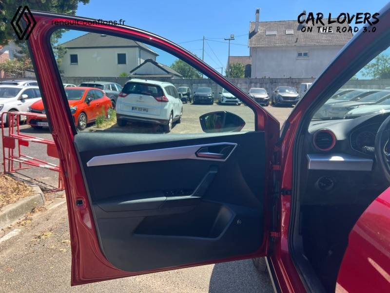 Seat Arona
