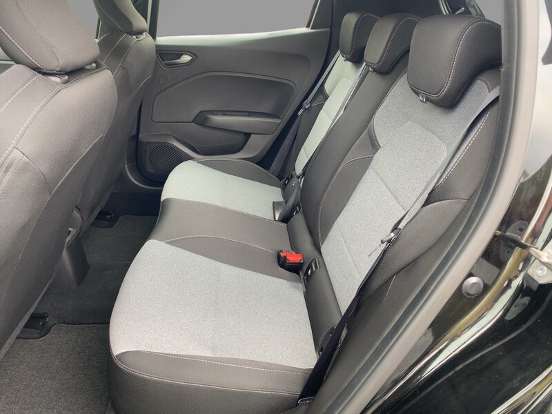 Fahrzeugabbildung Clio Evolution TCe 90 Bild 8 von 21