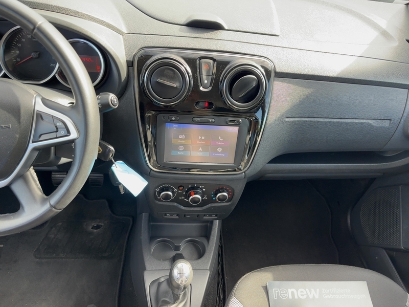Fahrzeugabbildung Lodgy Stepway SCe 100 7-Sitzer Bild 9 von 15