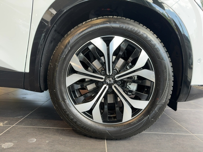 Fahrzeugabbildung Austral Evolution Mild Hybrid 160 Automatik Bild 6 von 16