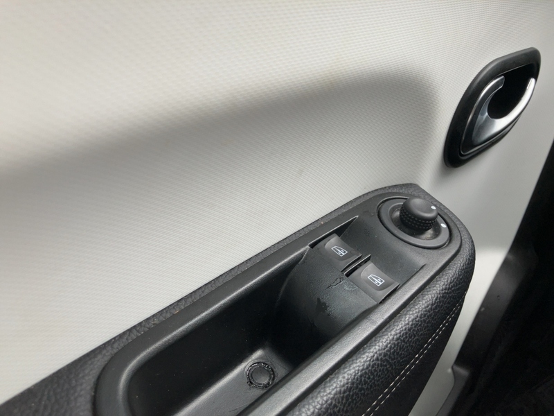 Fahrzeugabbildung Twingo Electric Bild 16 von 18