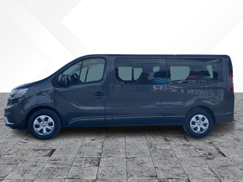 Fahrzeugabbildung Trafic Pkw Grand Entry Blue dCi 150 EDC Bild 2 von 21
