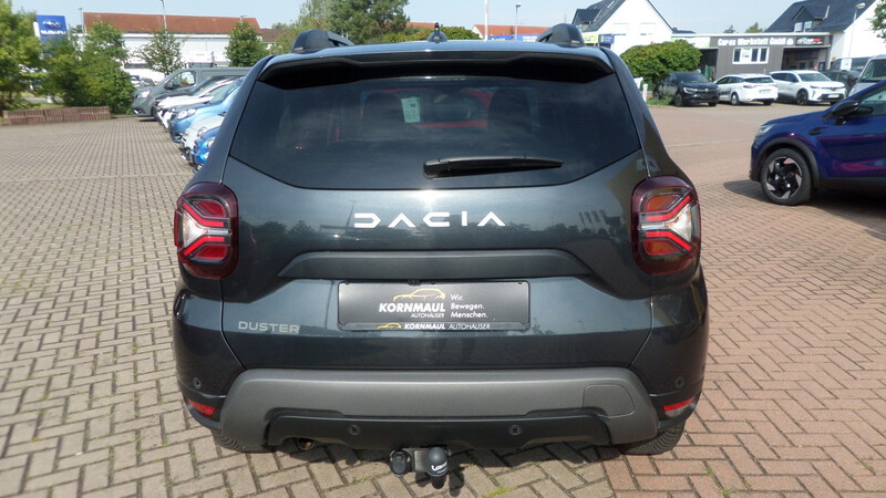 Fahrzeugabbildung Duster NAVI / Kamera / SHZ Bild 5 von 15