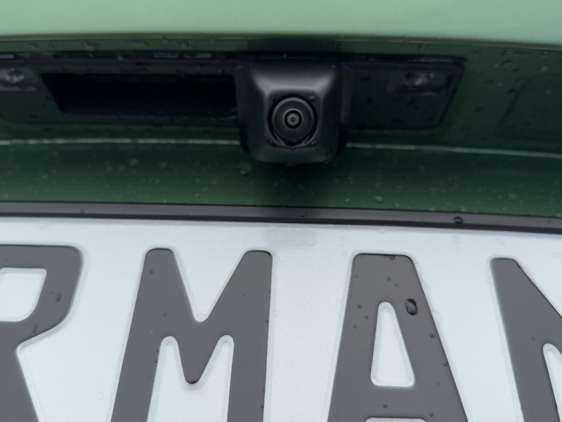Fahrzeugabbildung Kuga ACTIVE X 5D 2,5HEV243 S6,2P CT FWD Bild 16 von 20
