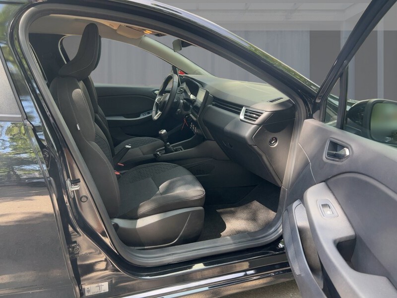 Fahrzeugabbildung Clio Apple CarPlay SHZ PDC KLIMA Bild 8 von 21