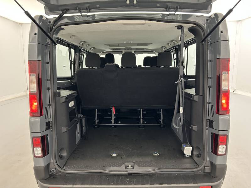 Renault Trafic Combi