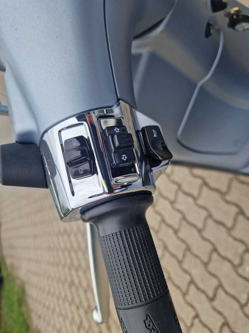 Vespa Primavera 125