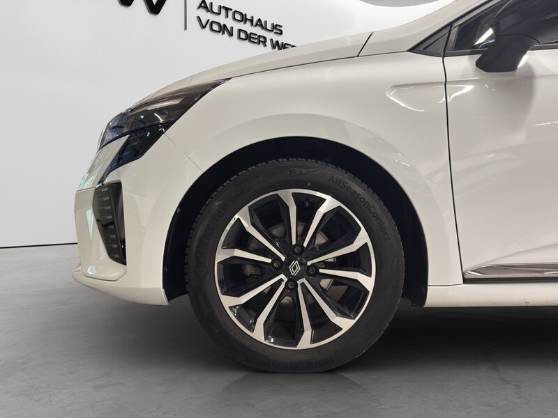 Fahrzeugabbildung Clio Techno TCe 90 Bild 4 von 15