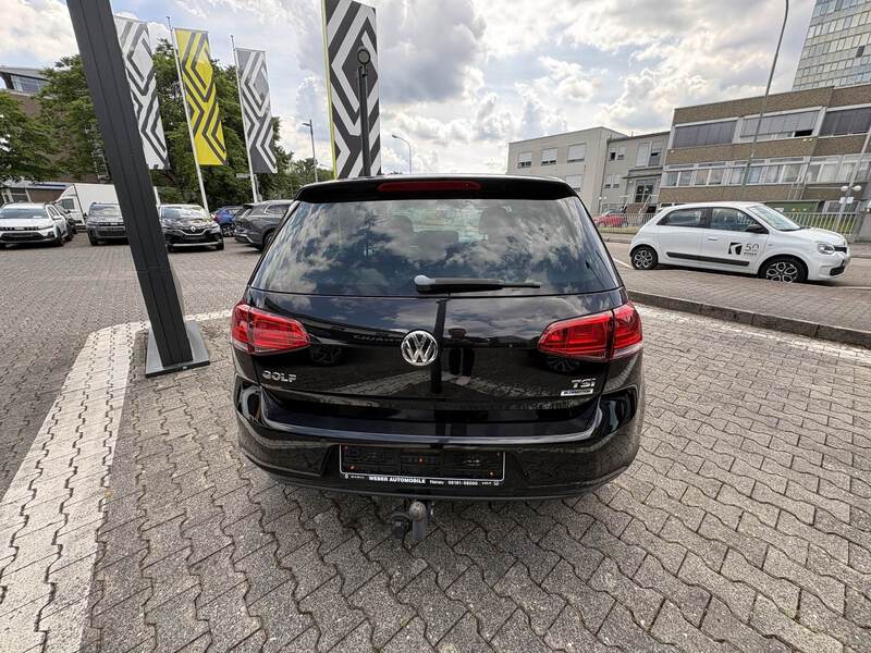 VW Golf