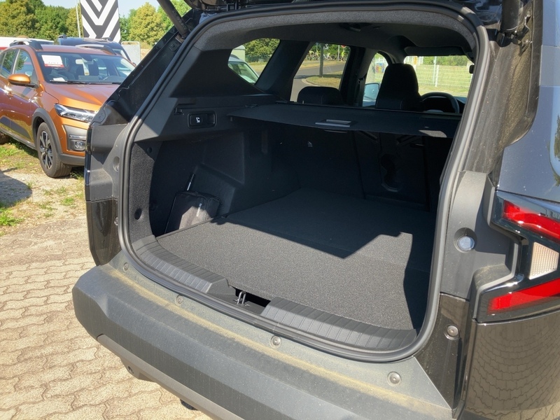Fahrzeugabbildung Bigster Journey HYBRID 155 Bild 7 von 16