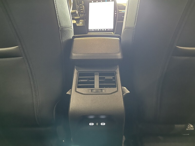 Fahrzeugabbildung Megane E-TECH Techno EV60 220 PS Optimum Charge  Bild 19 von 50